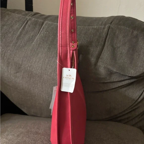 NWT Rare Coach Ergo in Bright Carmine Red Pink Original Natural Leather C3855 - Picture 2 of 6